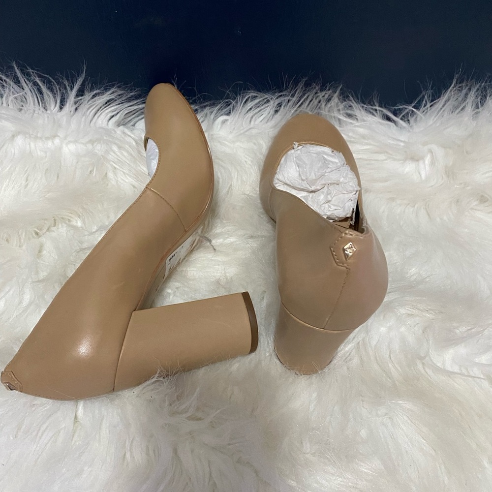 Beige Sam Eldelman. 3 inch blocked heel, brand new without tag.